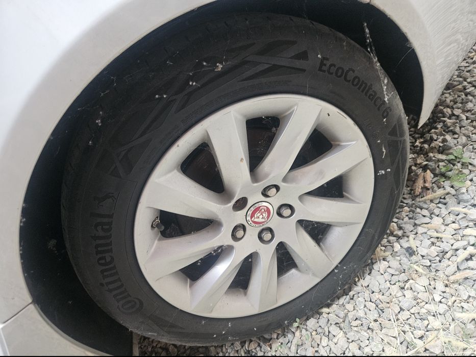 Джанти с гуми за Jaguar Xf 225/55/17 5×108