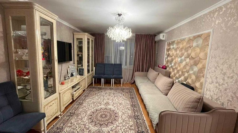 Продается Трехкомнатная квартира в центре города Константин Империя