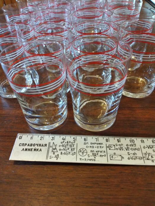 Стеклянные стаканчики