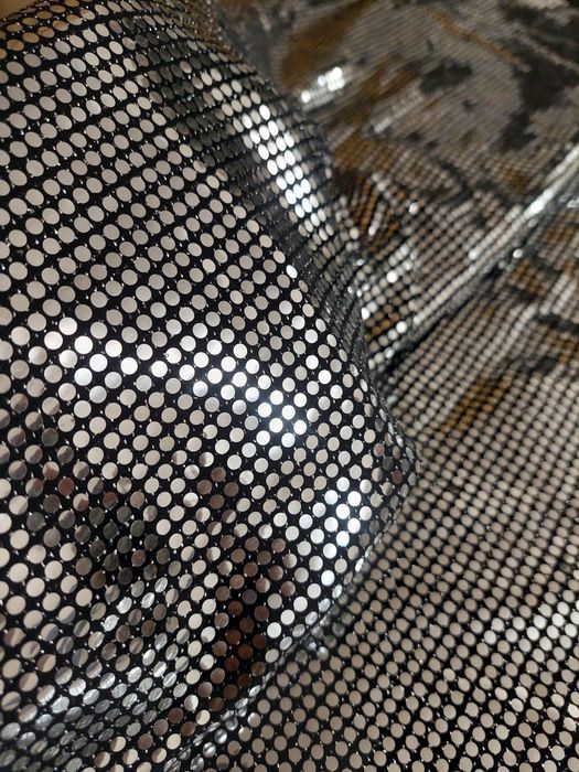 Распродажа тканей для одежды