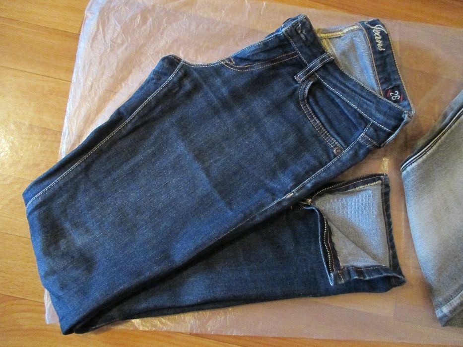 Джинсы разные 26 р
