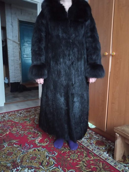 Продам шубу. Нутрия.