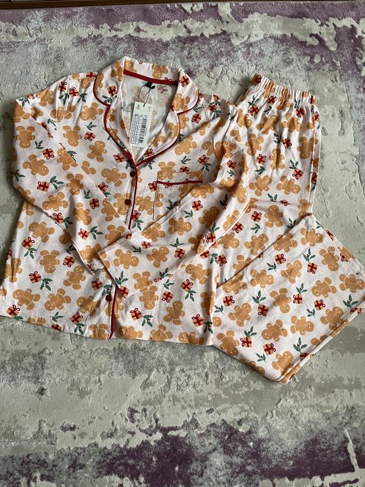 Pijama dana marimea S (36) noua