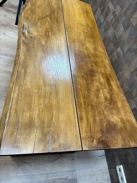 Маса от масивен орех