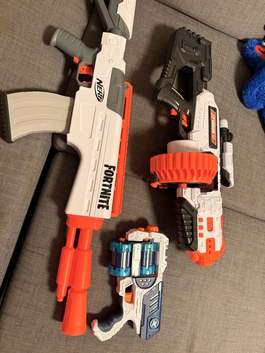 Продам nerf и аналог все в отличном состоянии