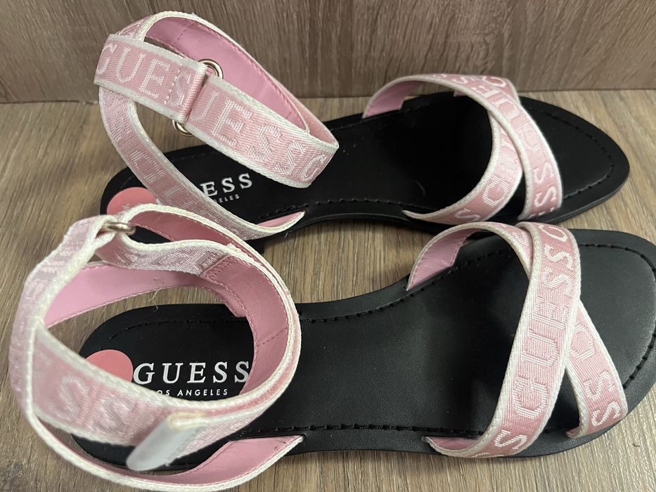 Дамски Сандали Guess