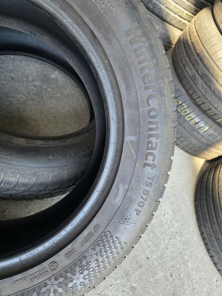 235/60/17 Continental 2бр