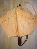 Бродиран японски слънчобран