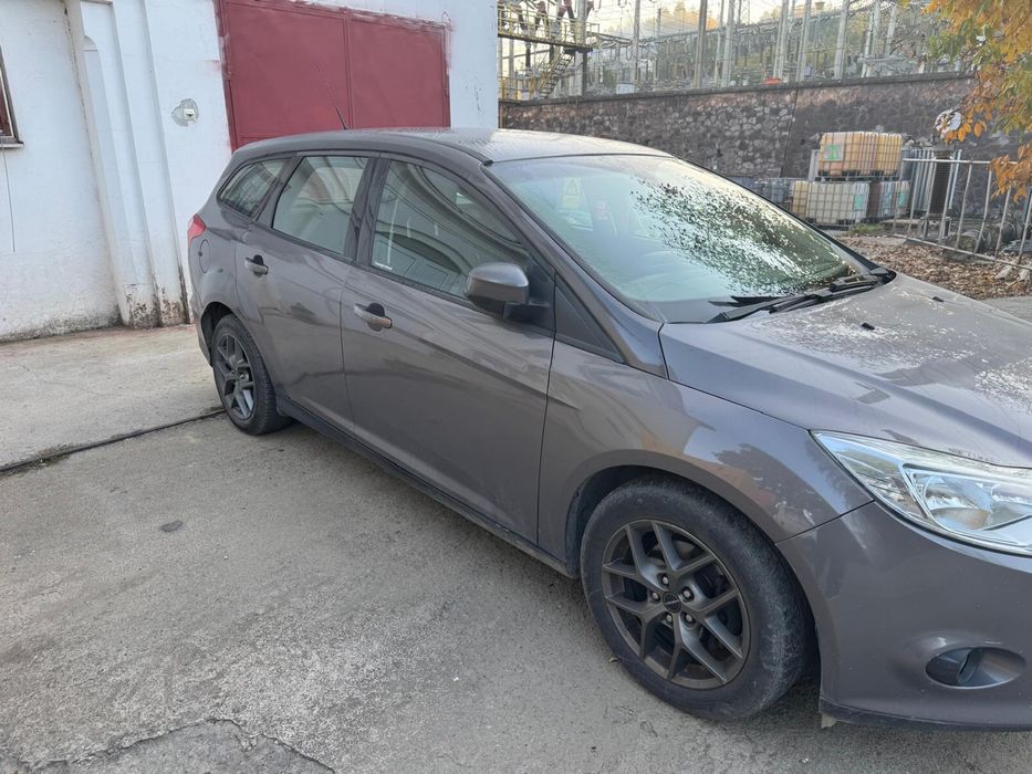 FORD Focus 0 — imagine 5