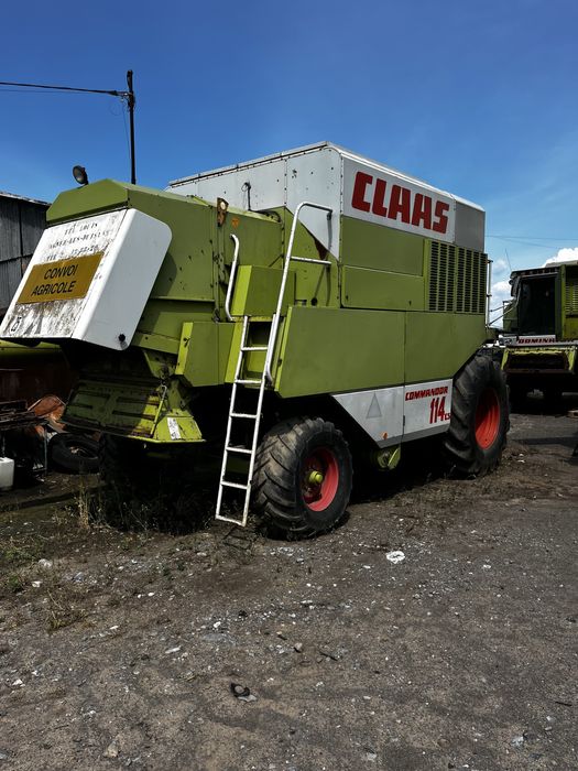 Vand sau dezmembrez claas comandor 114 115
