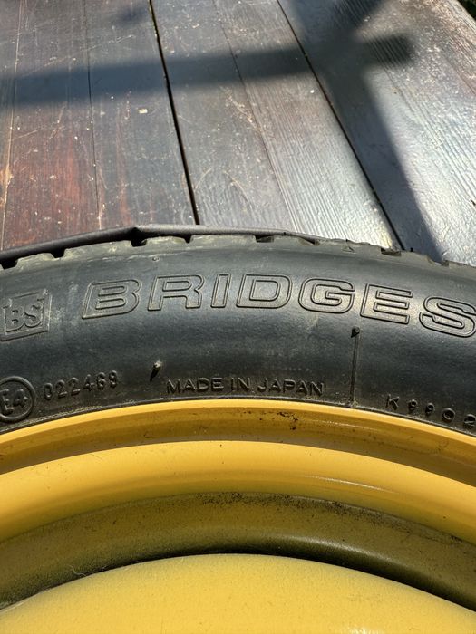 Резервна гума за кола