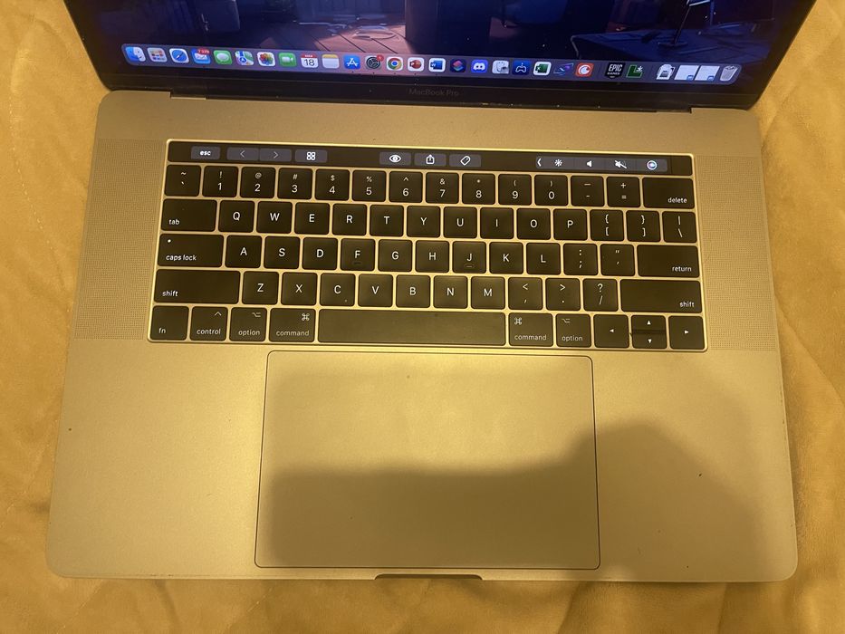 Macbook pro 2017 i7