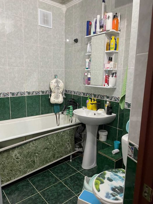 Продам 4к квартиру АХТАМАР