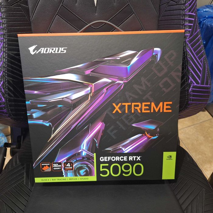 Gigabyte Aorus RTX 5090 XTREME Waterforce WB