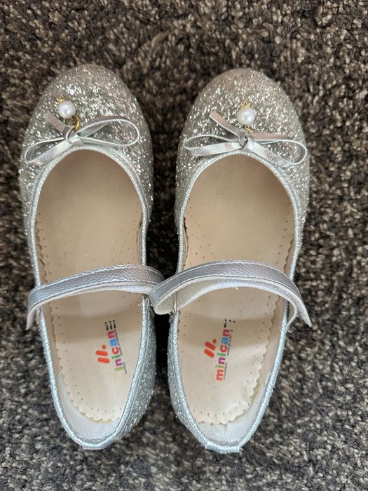 Туфли блестящие 34