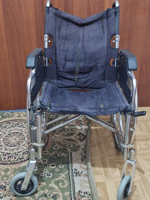 Инвалидная коляска
