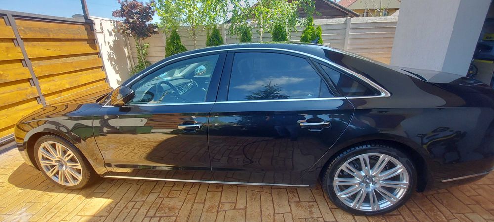 Audi A8 30TDI 174k km distronic+ night-vision head-up ventilatie masaj