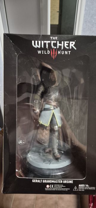 Фигурка на Гералт, Ursine Grandmaster armor, НЕ Е ОРИГИНАЛ