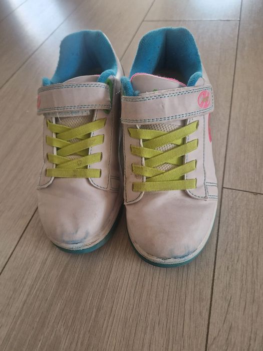 Heelys adidasi cu role nr.34