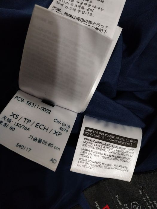 LEVIS-XS- размер, с гъши пух, водоустойчиво  оригинално дамско яке. 65