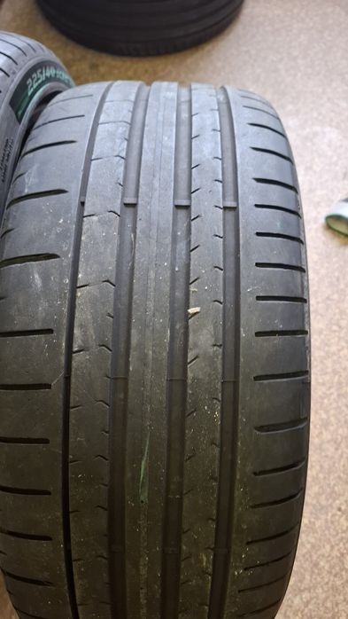 2бр летни гуми Pirelli P Zero 225 40 18