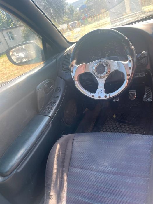 Mazda 323f 1994 1,5