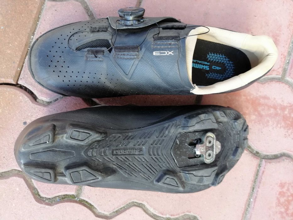 Pantofi ciclism MTB/gravel/cyclo-cross Shimano XC300 marimea 40 si Shimano XC7 marimea 39, inchidere BOA, placute SPD Shimano, in stare f. buna
