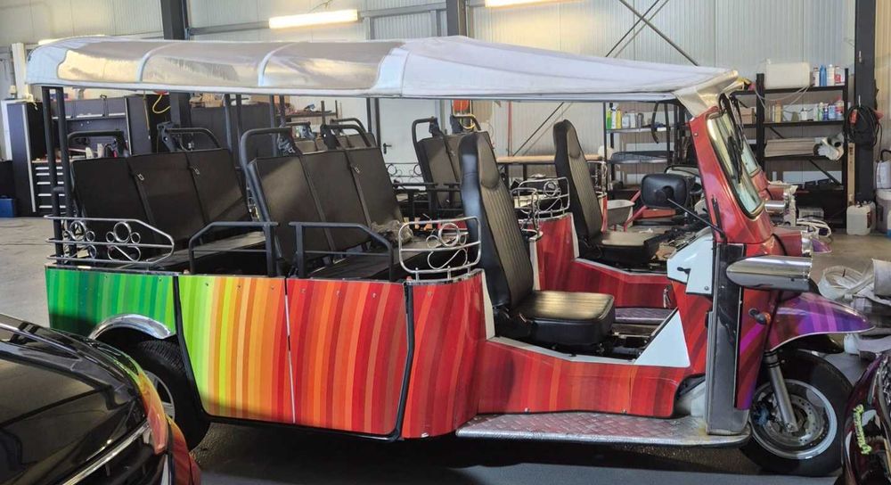 Tuk tuk electric