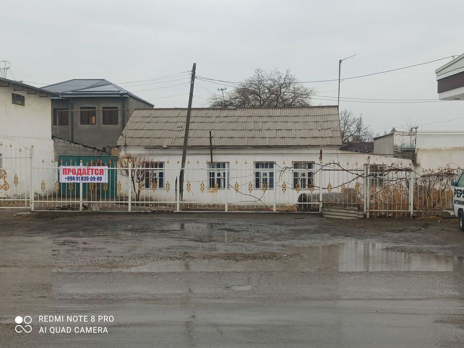 Hovli sotiladi! 130000$