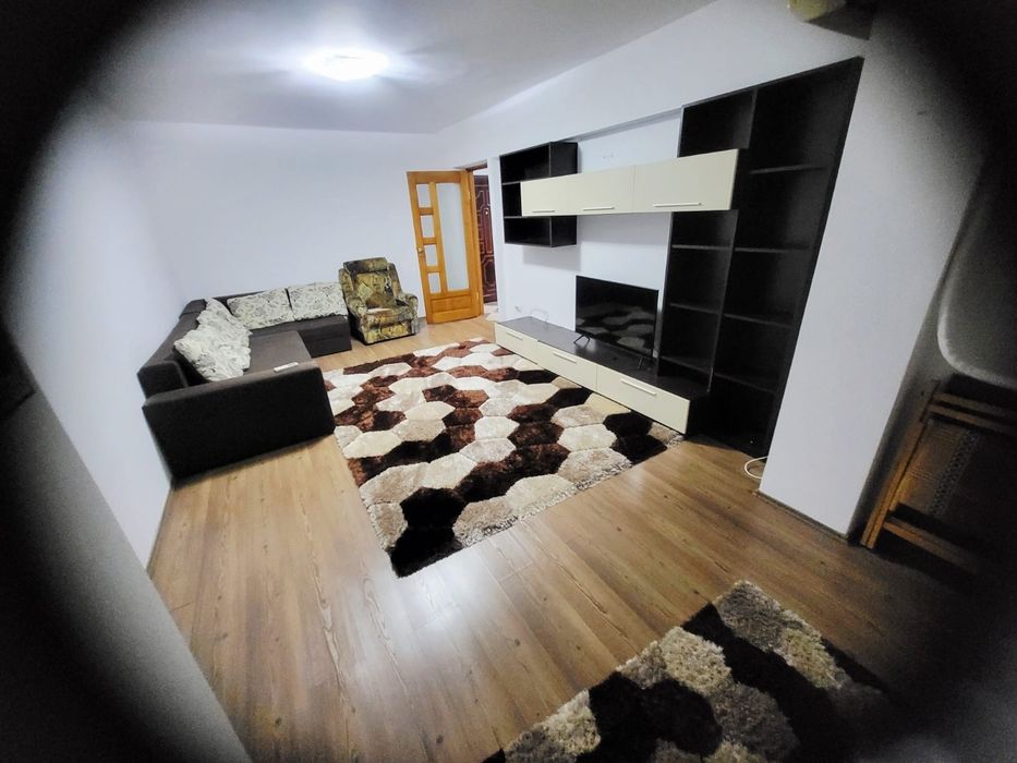 *PROPRIETAR*Inchiriez Apart. 2 camere*Et. 6 din 10*Sud*Str. Bdl. Bucuresti*
