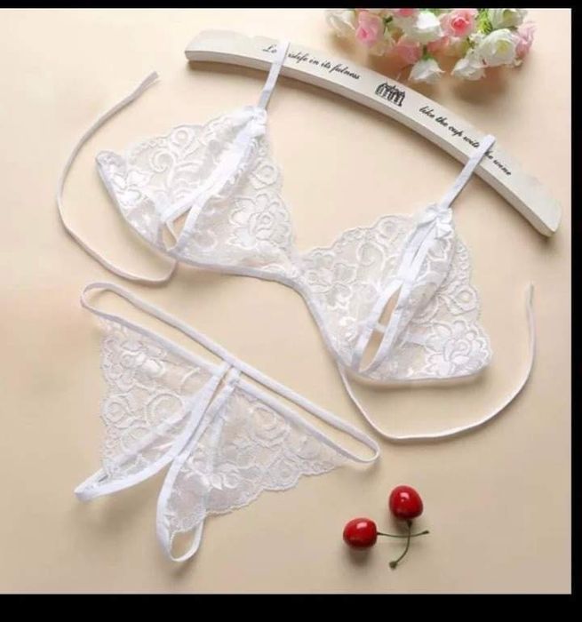 Дамско бельо от две части