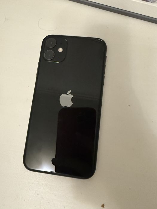 Iphone 11, Ёмкость аккумулятора: 76%