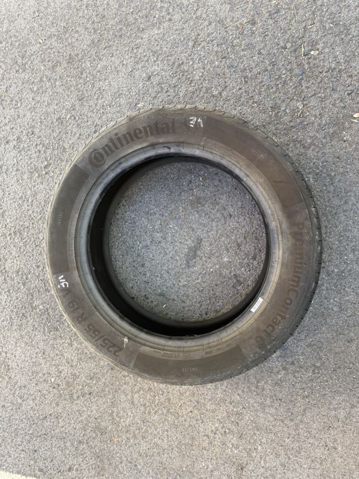 Шина Continental 225/55 r19 (ОДНА)
