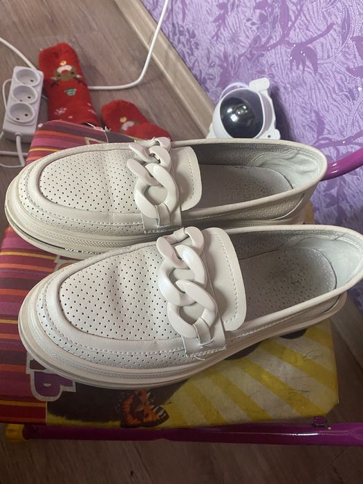 Кожаные лоферы производства Пекин