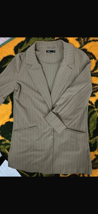 Пиджак под DeFacto