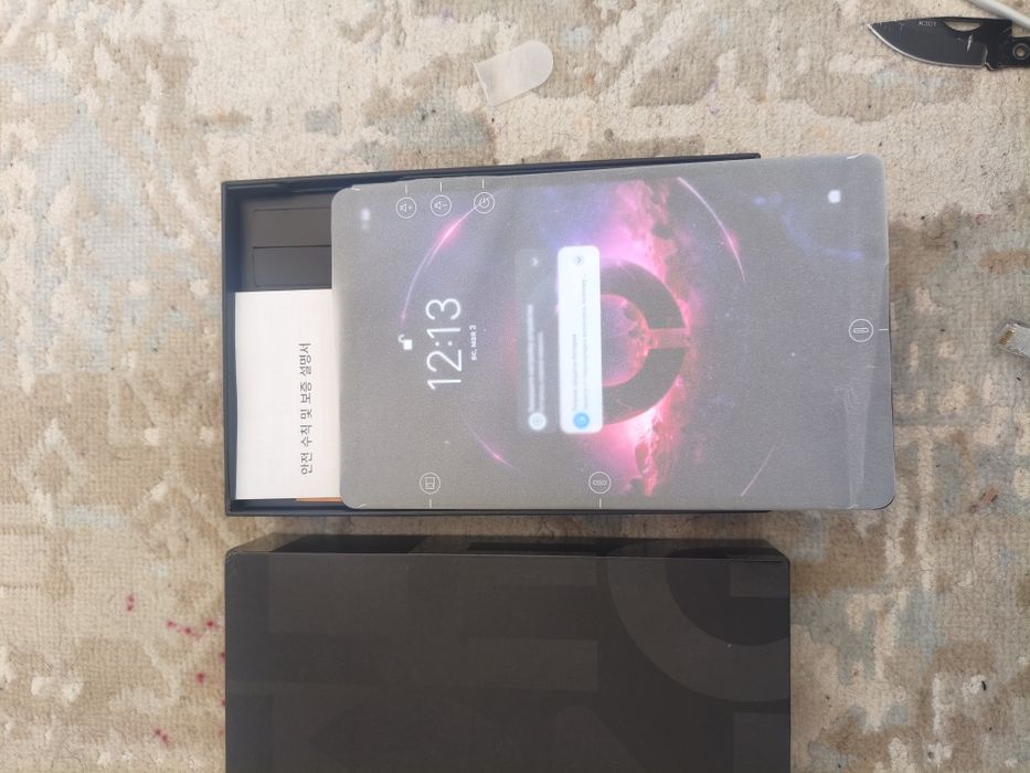 Lenove Legion Y700