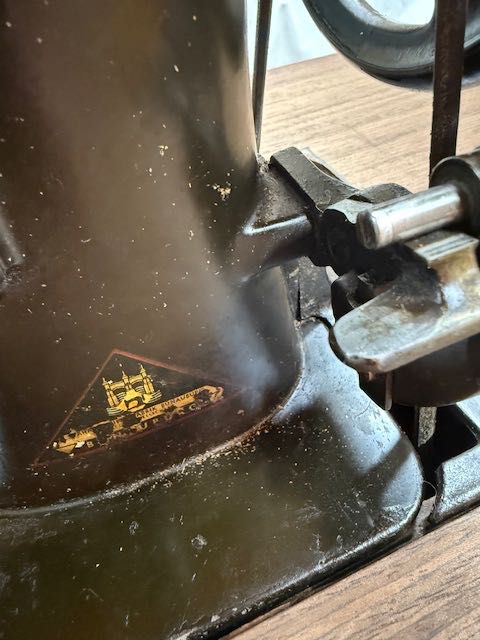 Kрачна машина Роял