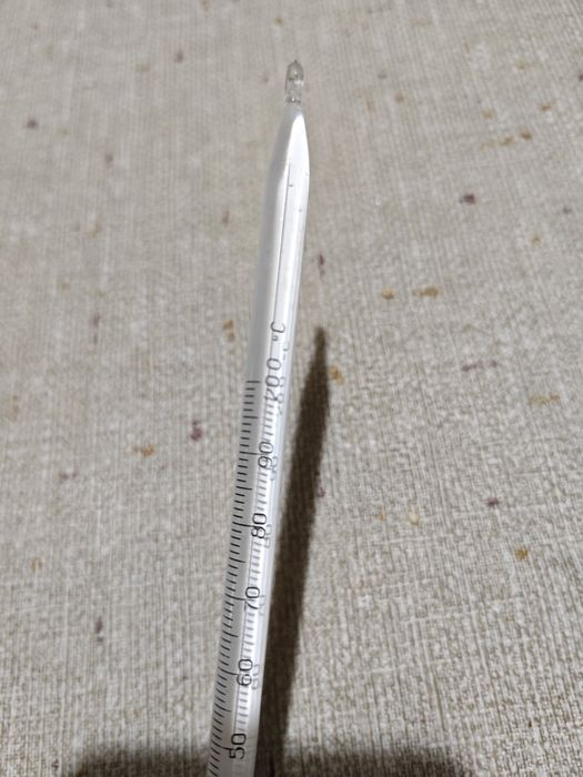 Лабораторни термометри-Немски 200гр,300градуса.