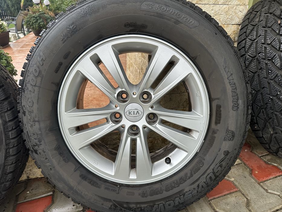 Vand janta aliaj cu anvelope 215/70/R16 KIA