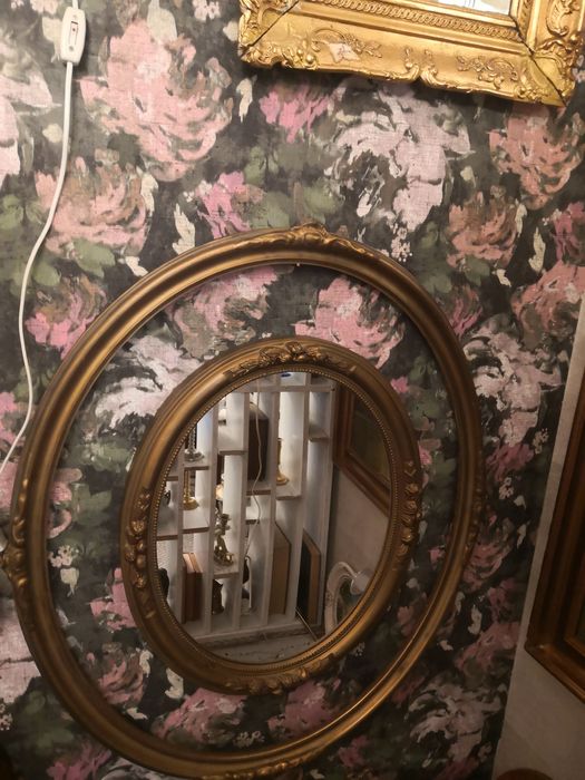 Ретро разнообразие от огледала