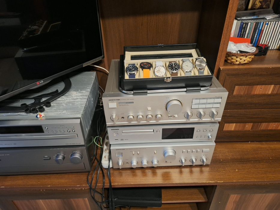 Amplificator Onkyo Integra A8450  k nou argintiu