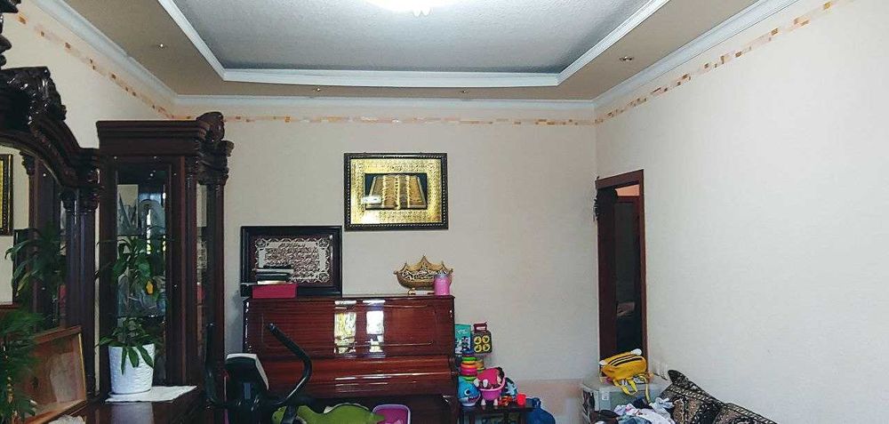 РЯДОМ С МЕТРО, 4х комнатная квартира с ремонтом, Юнусабад 12 квартал.