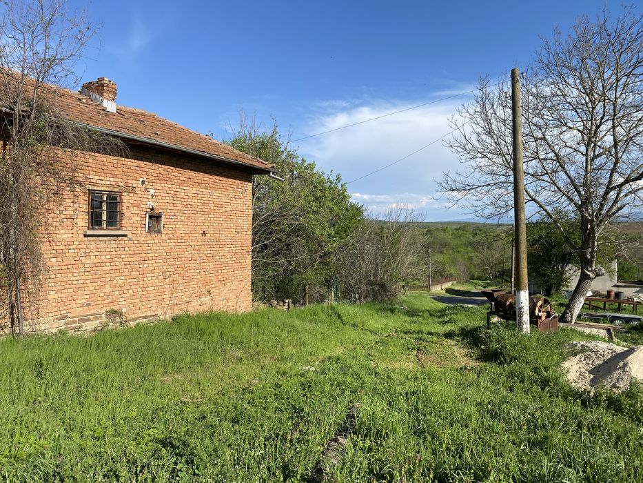 Продава се Къща в с. Тодоричене, Област Ловеч - 140 кв.м за 158 €/кв.м - Снимка #2