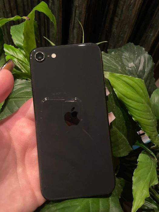 IPhone se 2, 2020 года