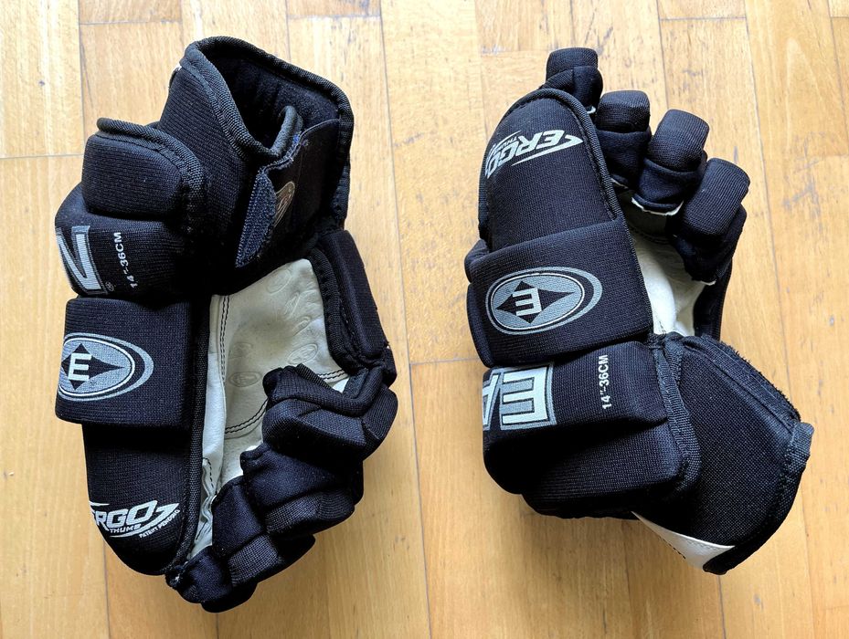 Mănuși Hochei Easton Synergy X-Treme 14" (36 cm) – Ergo Thumb, Negru/Alb