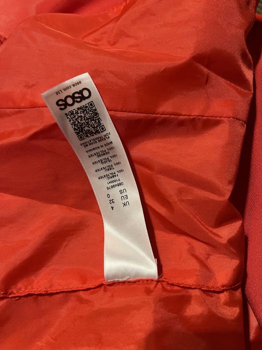 Top ASOS rosu Xs asimetric cu umerii goi