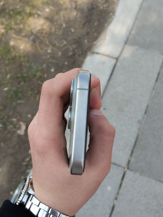 iphone 15 pro 256 gb