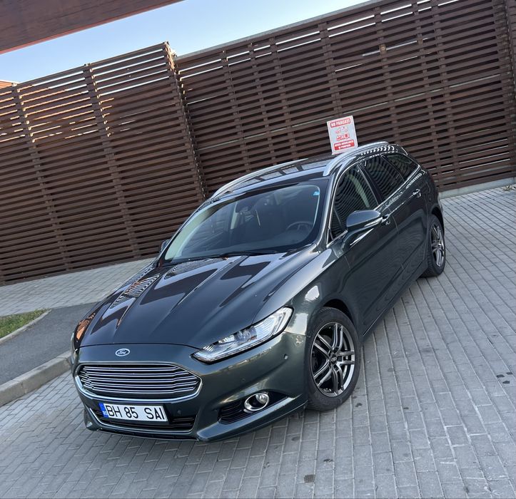 Vând Ford Mondeo mk 5 2.0 TDCi (150 CP), an fabricație 2016