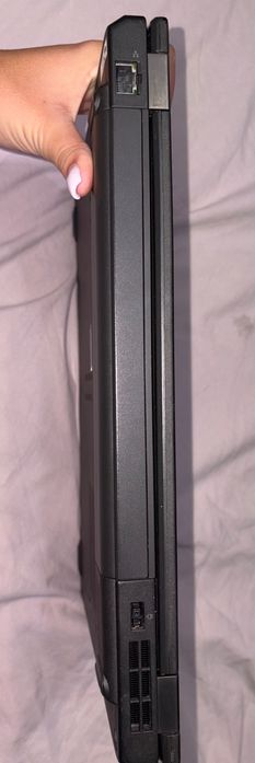 Lenovo ThinkPad T440p – i5 / 8GB RAM / 240GB SSD