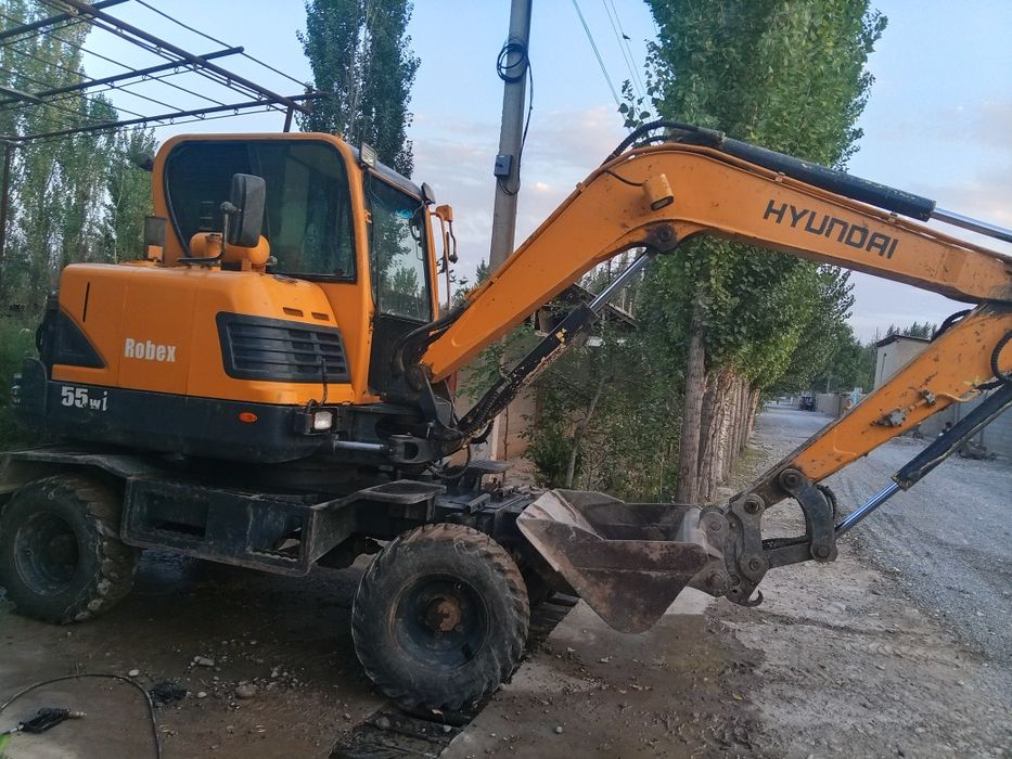 HYUNDAI йили 2010  ишлаши ало